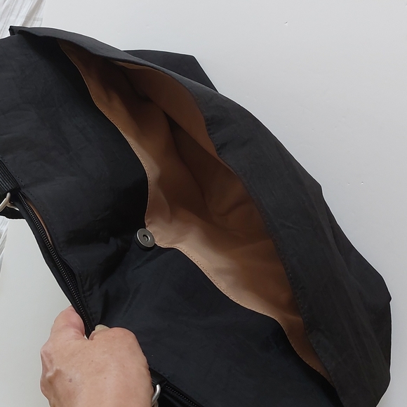 BAGGALLINI Black Hand Washable Tote - Picture 6 of 14